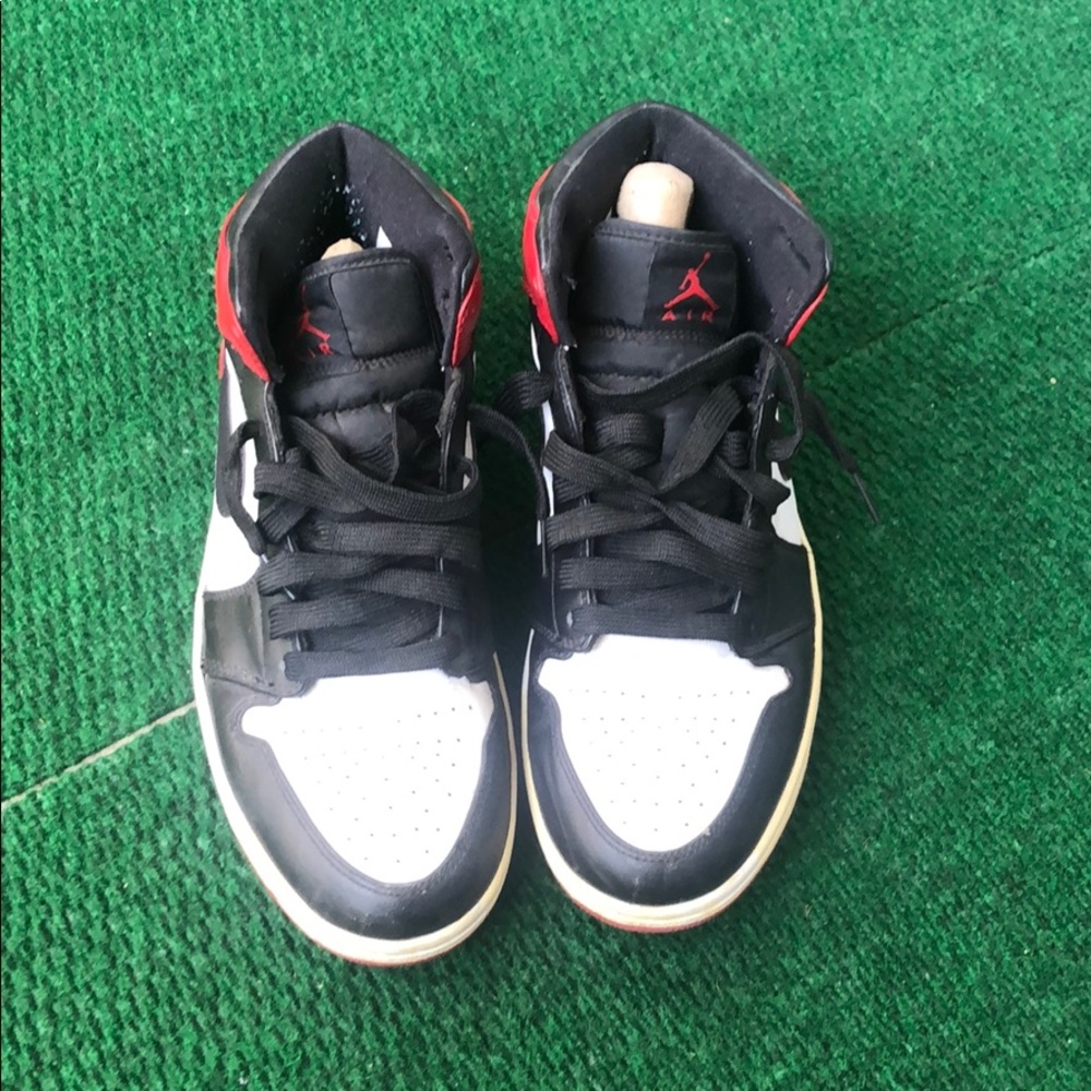 Air Jordan 1 Retro “ Black Toe”